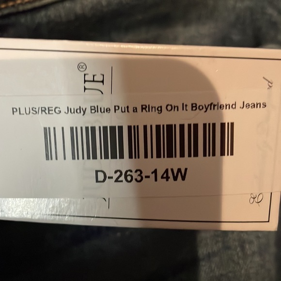 Meet your Posher, Saundra - Picture 8 of 16